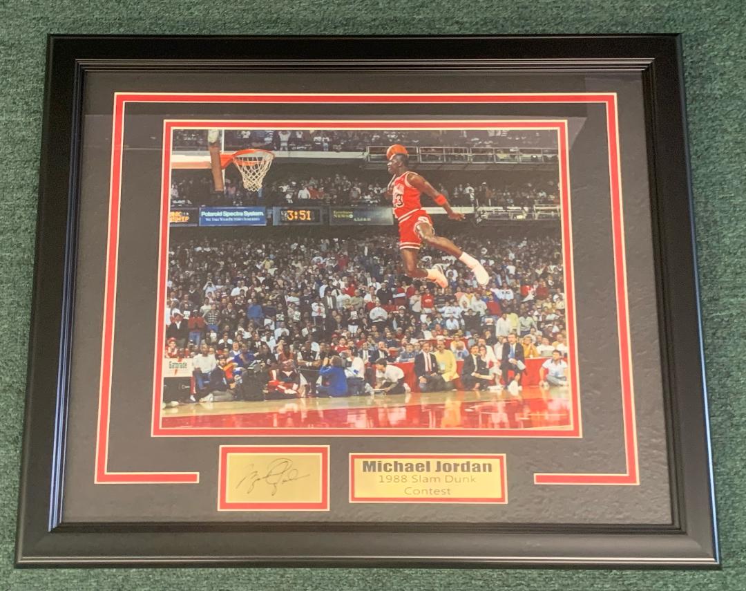 MICHAEL JORDAN 1988 SLAM DUNK CONTEST 12X18 W/ LASER ENGRAVED SIGNATURE