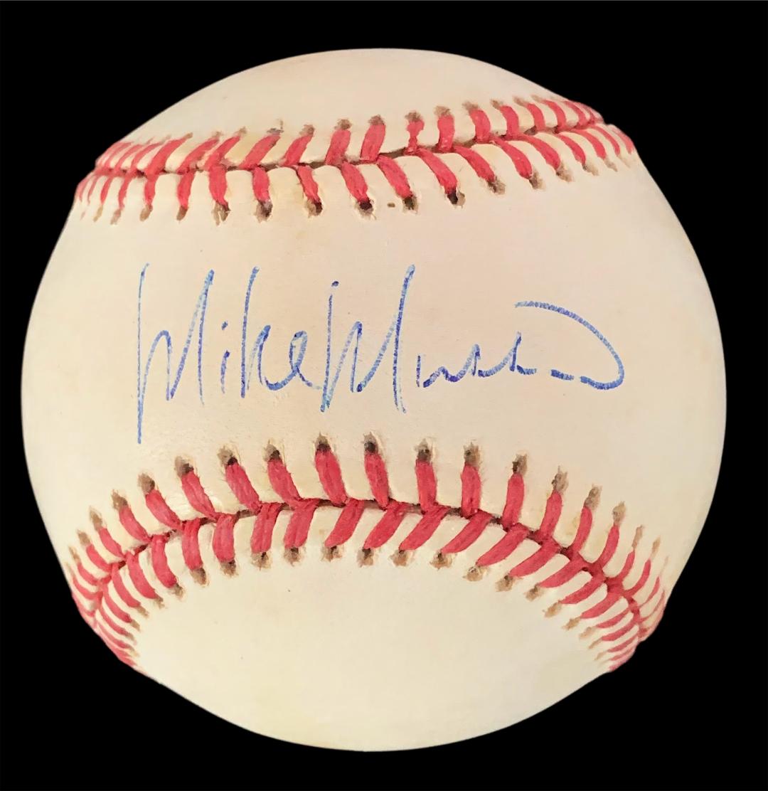 MIKE MUSSINA SIGNED AMERICAN LEAGUE BASEBALL