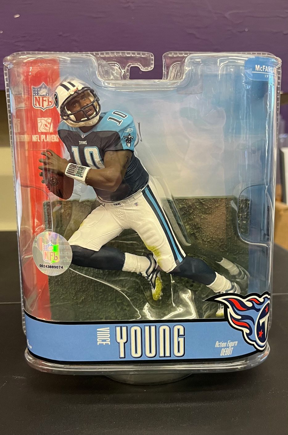 Vince Young Figurine