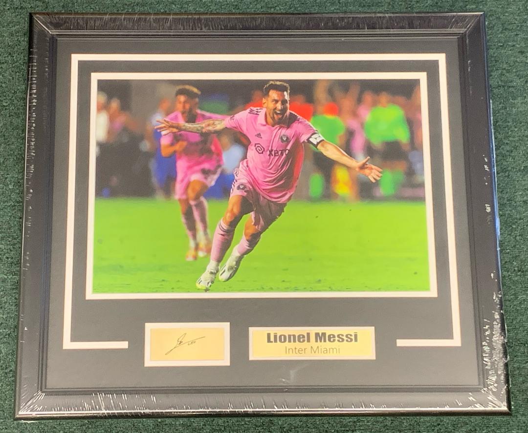 Lionel Messi Inter Miami 12x18 w/ laser engraved signature