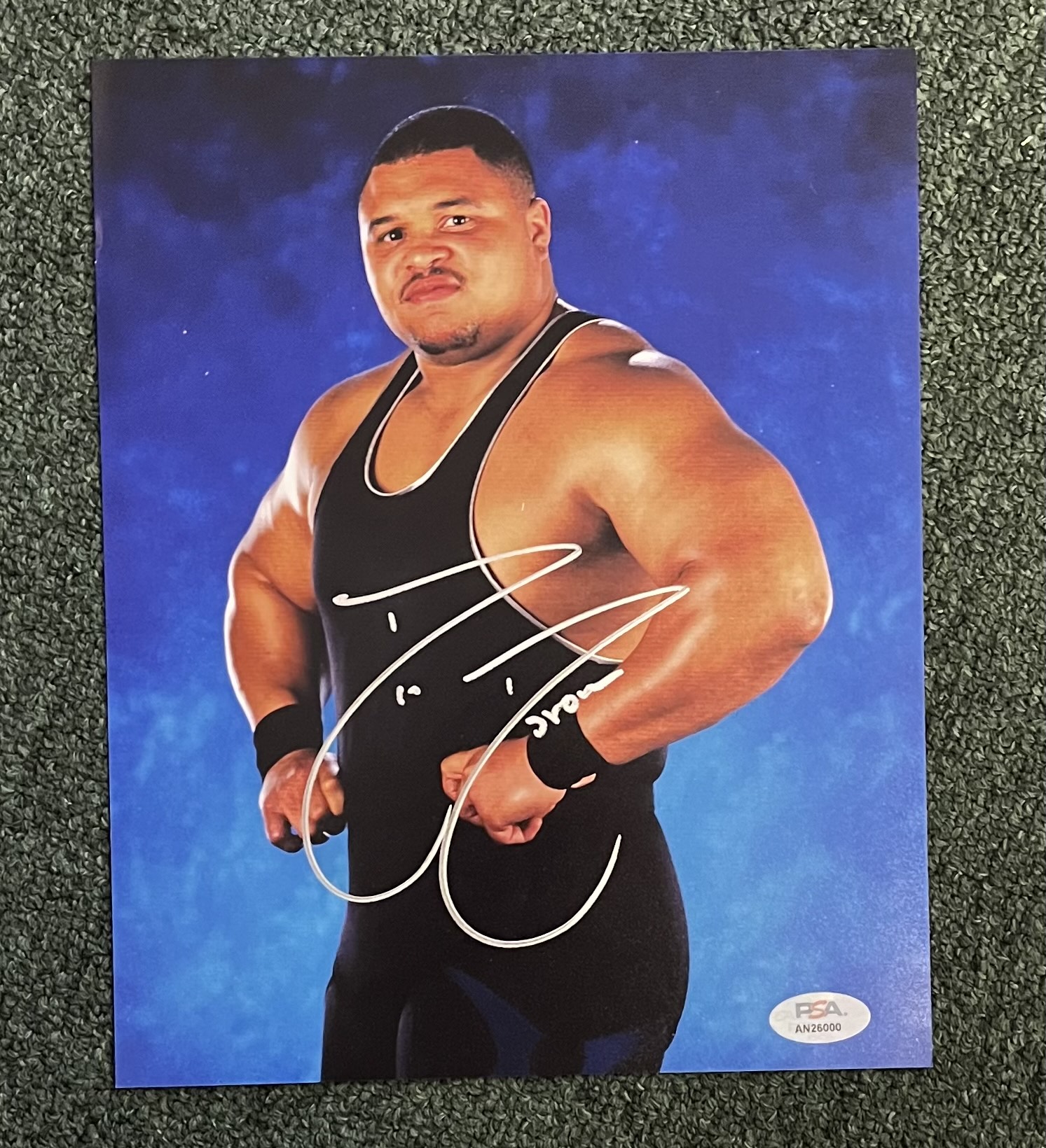 D'Lo Brown Signed Photo