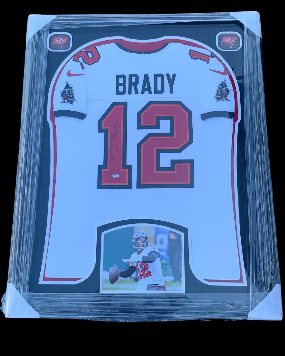 TOM BRADY SIGNED TAMPA BAY BUCANEERS CUSTOM FRAMED JERSEY