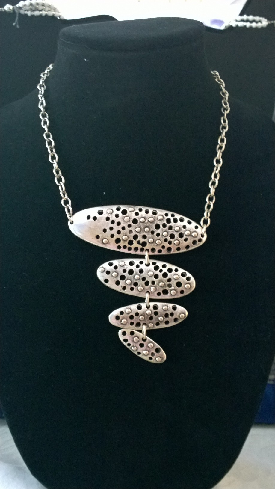 4 Ovals Necklace 1N28