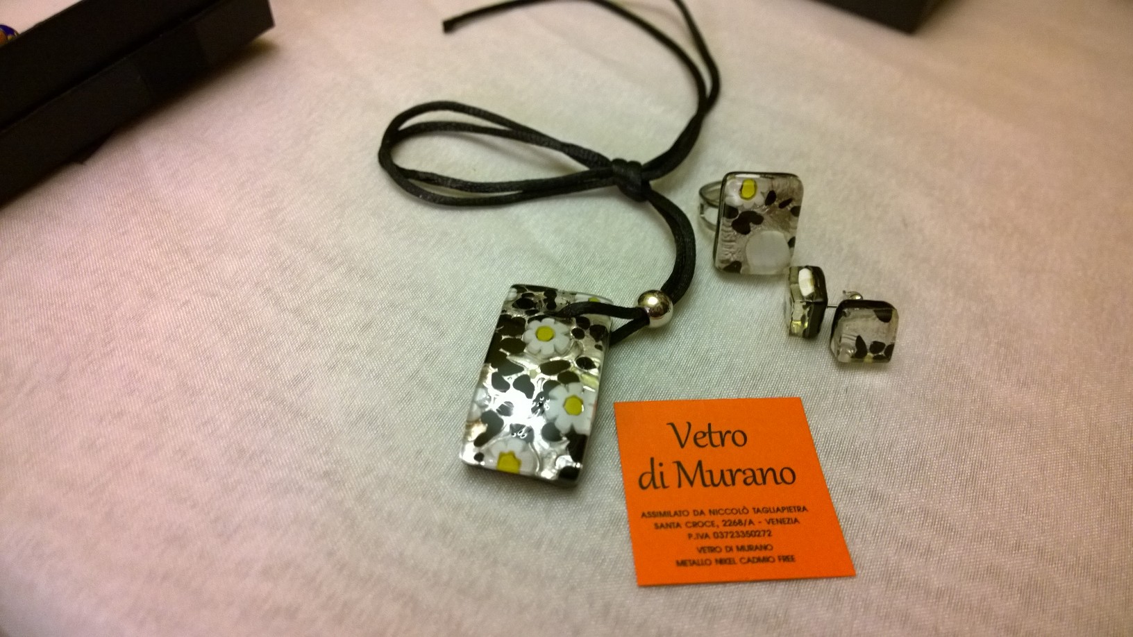 Black, Silver, White and Yellow Murano set 2SM03