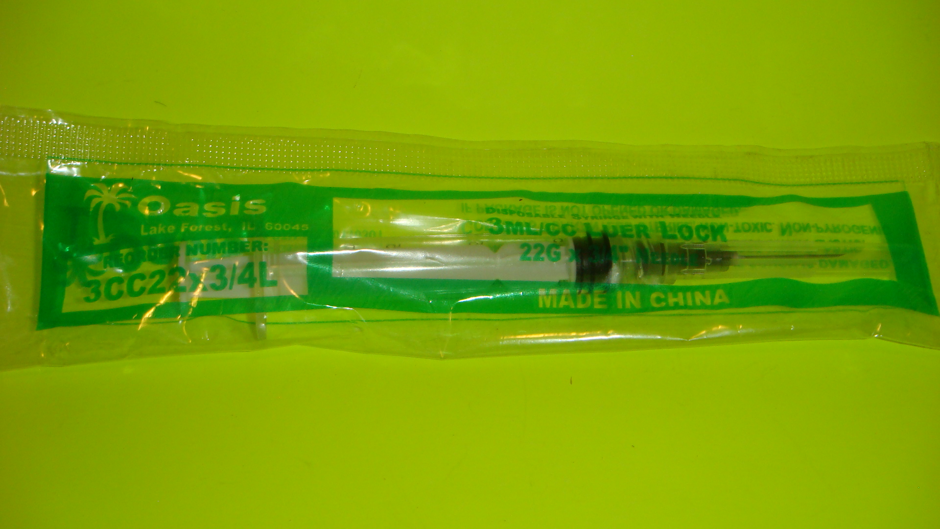3cc syringe with 22 g needle