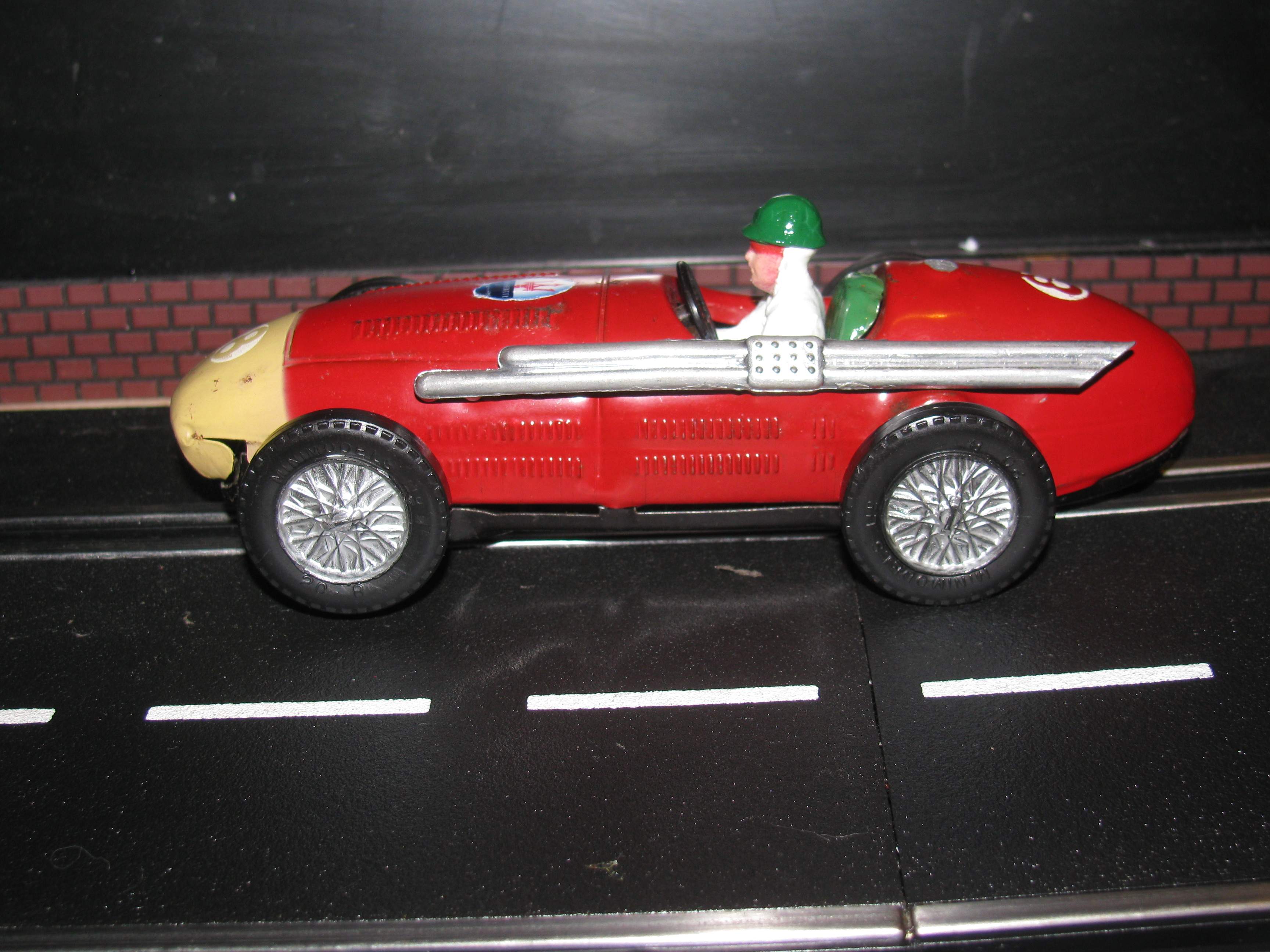 * SOLD * Vintage 1957 Scalextric Tinplate Maserati 250F Slot Car 1/32 Scale