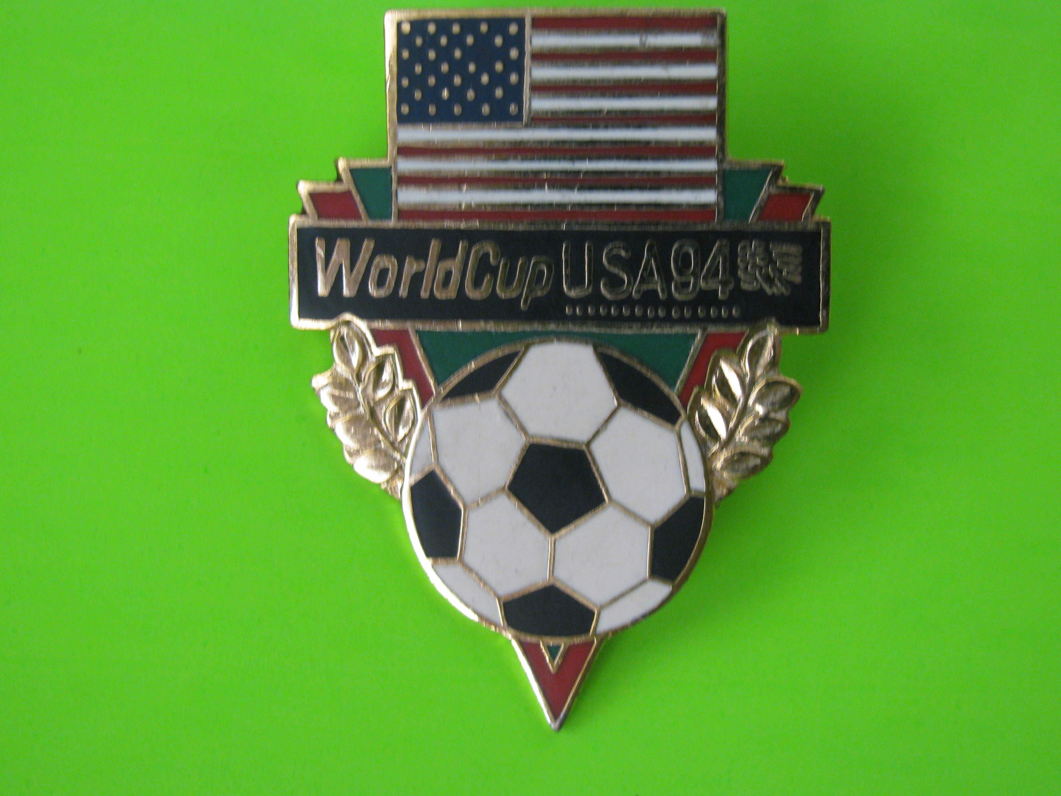 1994 World Cup USA Large Team USA Soccer Pin with Butterfly Clutch